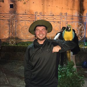 Meet your Posher, Thomas